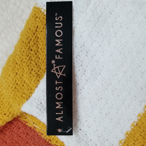 Almost Famous Sweater Earth tone Stripes - Picture 9 of 9